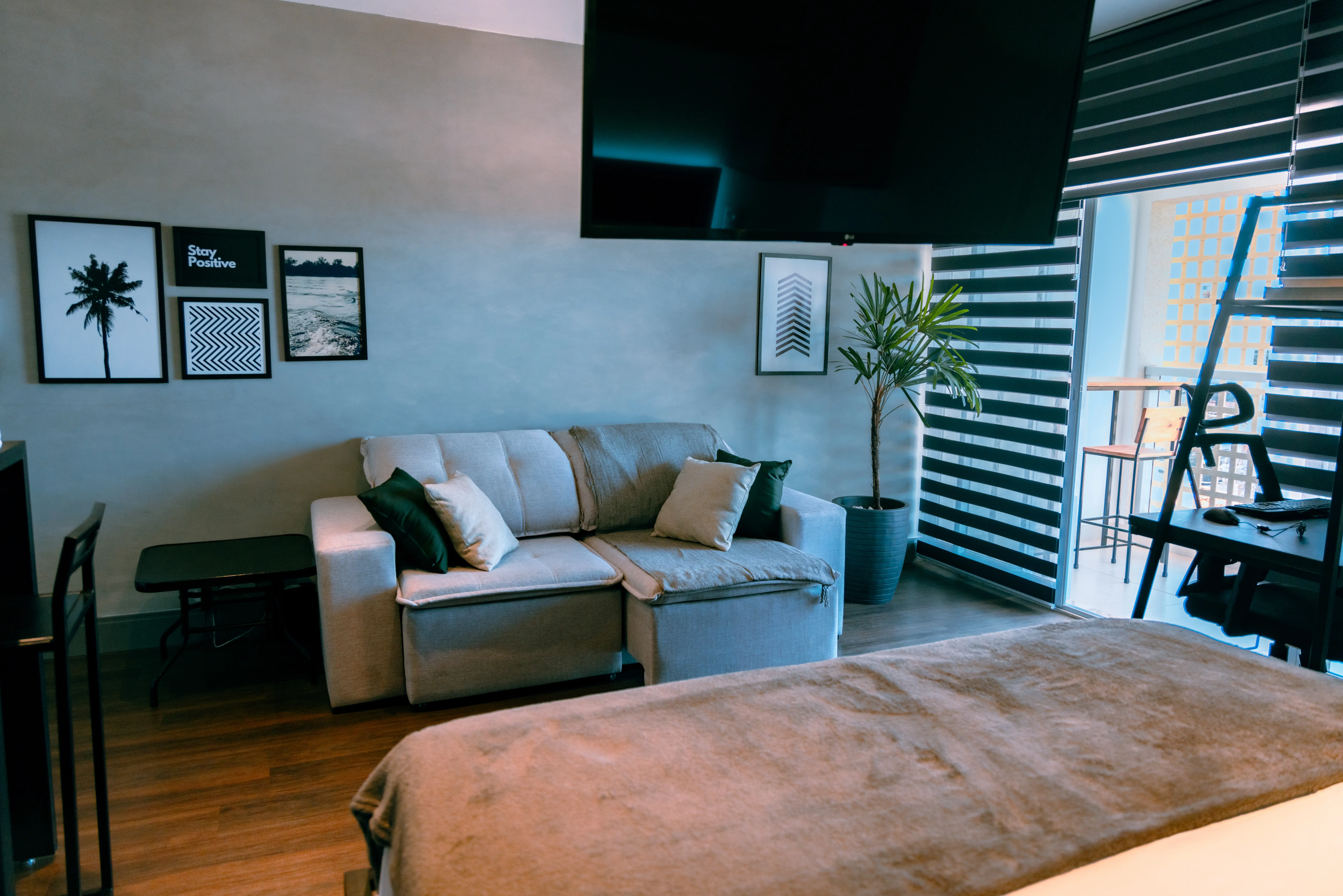 Studio Mobiliado a 100 Metros do Cambuí, com Estrutura Completa para Home Office — foto 2